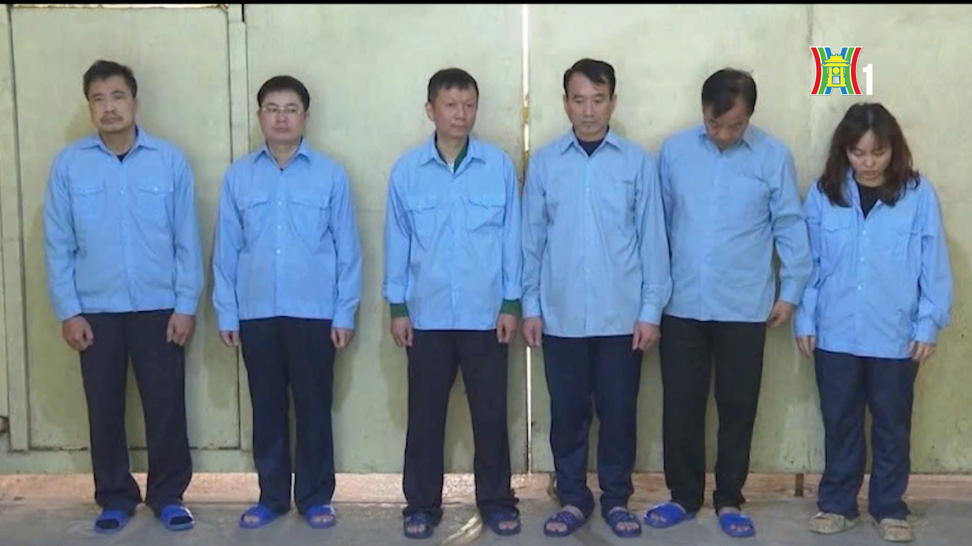 Hoãn xét xử nhóm cựu cán bộ nhận hối lộ ở Hà Nội